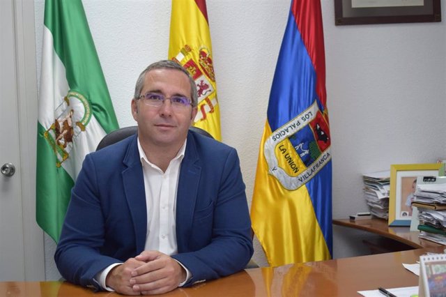 El alcalde de Los Palacios y Villafranca, Juan Manuel Valle