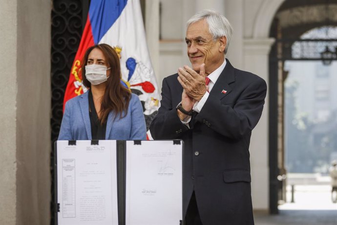 Coronavirus.- Piñera promulga la polémica ley para liberar presos que exceptúa a