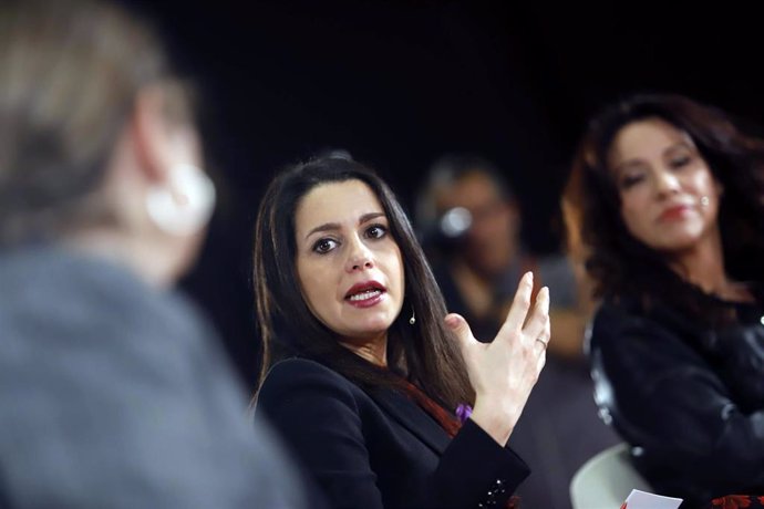 la presidenta y portavoz del Grupo de Cs en el Congreso de los Diputados, Inés Arrimadas, durante su intervención en el encuentro 'Mujeres Liberales'.En Málaga (Andalucía, España), a 06 de marzo de 2020.