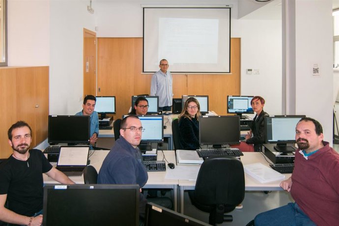 Alumnos de Formación Dual Web.