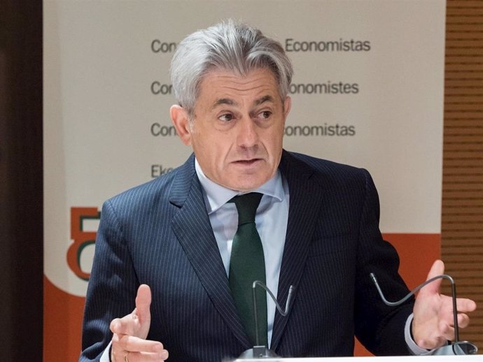 El presidente del Consejo General de Economistas de España, Valentín Pich