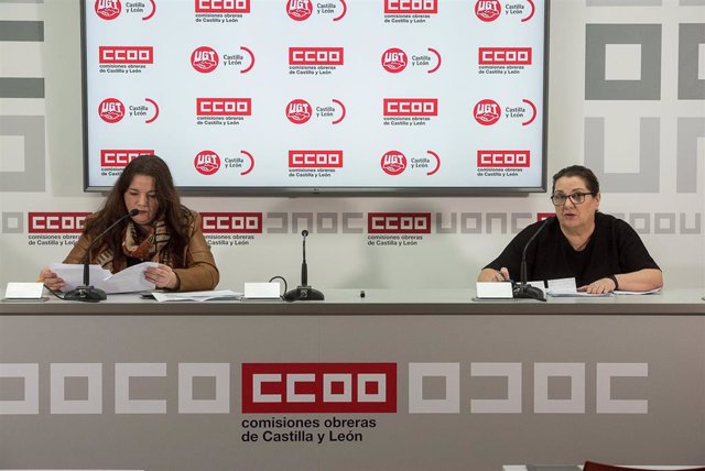 Las responsables de Política Social de UGT y CCOO en Castilla y León, Azucena Pérez (i) e Inmaculada de Pablo (d), respectivamente.