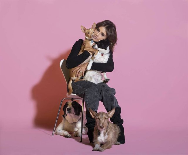 Las actrices Mónica Cruz y Marta Torné participarán en el Yoga Dog Day de Purina Beyond junto a sus mascotas