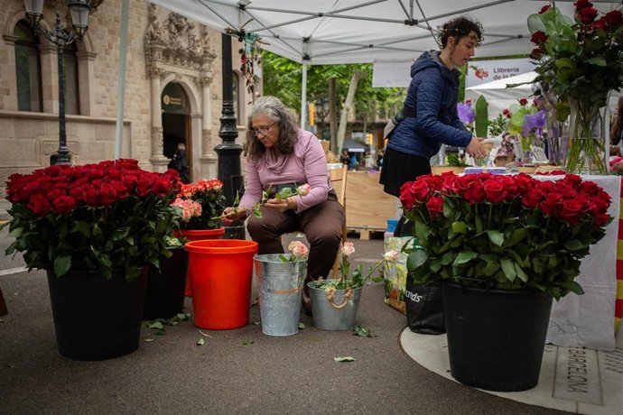 Roses en la jornada de Sant Jordi a Barcelona