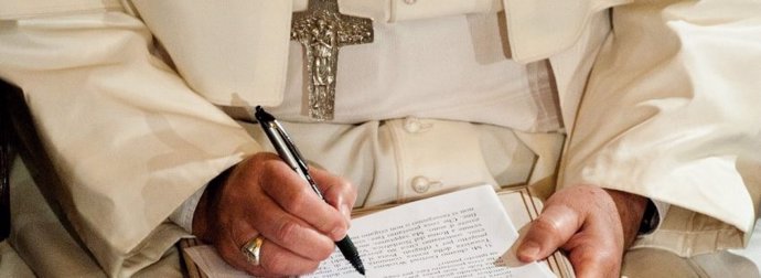 COMUNICADO:El Papa escribe un artículo en exclusiva para la revista "Vida Nueva"