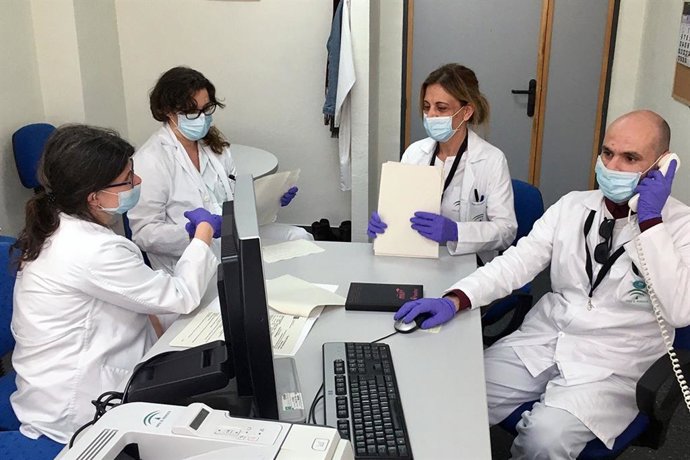 Miembros de uno de los equipos de atención psicológica de Salud Mental 