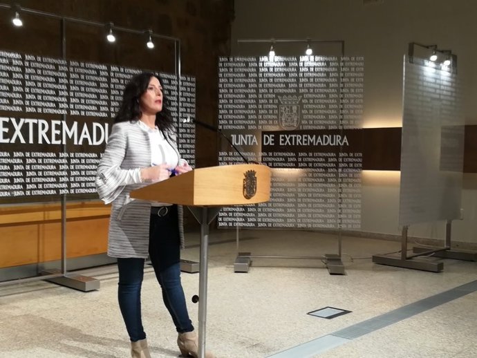 La consejera de Educación y Empleo, Esther Gutiérrez