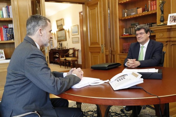 El Rey Felipe VI recibe al ministro de Inclusión, Seguridad Social y Migraciones, José Luis Escrivá