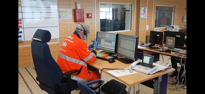 Un integrante del centro coordinador de Emergencias del 061 (EPES)