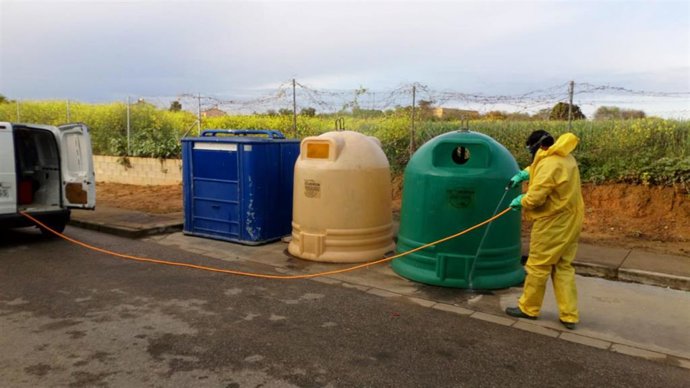 Un operario de la Mancomunidad del Guadalquivir