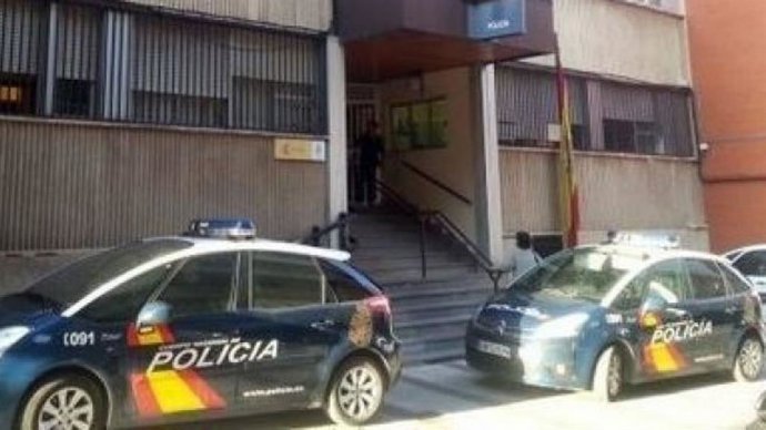 Coches de Policía Nacional en Puertollano