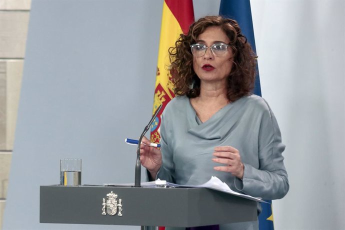 La ministra de Hacienda y portavoz del Ejecutivo, María Jesús Montero, durante la rueda de prensa posterior al Consejo de Ministros  