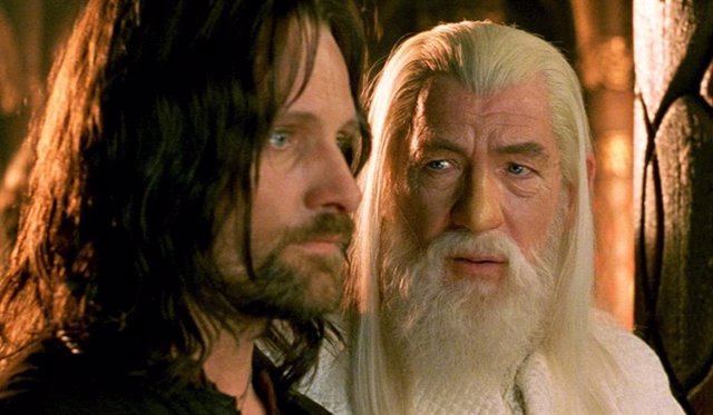Aragorn y Gandalf en la serie de El señor de los anillos