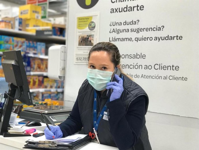 Coronavirus.- Carrefour refuerza sus pedidos de no alimentación con telecompra y