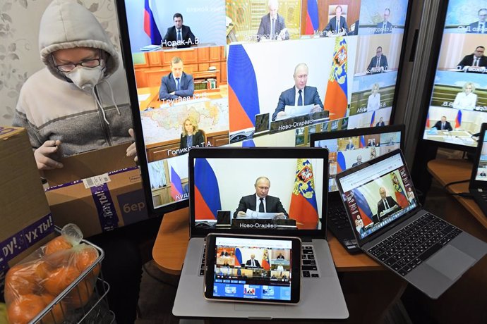 Coronavirus.- Putin lanza un mensaje de ánimo a la población con motivo de la Pa