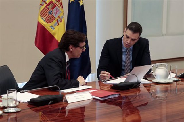 El presidente del Gobierno, Pedro Sánchez, se reúne por videoconferencia con los presidentes autonómicos, en Madrid (España) a 19 de abril de 2020.
