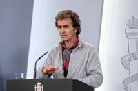 Coronavirus.- Simón dice que permitir hacer deporte y que los mayores paseen "son medidas que están sobre la mesa"