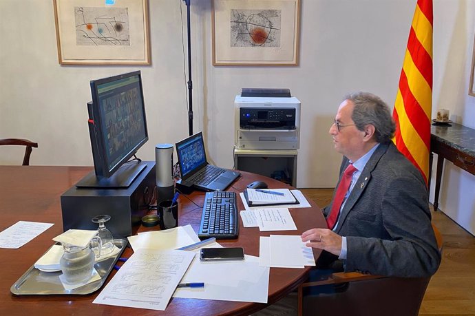 El president de la Generalitat, Quim Torra, durant la sisena videconferencia de presidents autonmics pel coronavirus, a 19 d'abril de 2020.