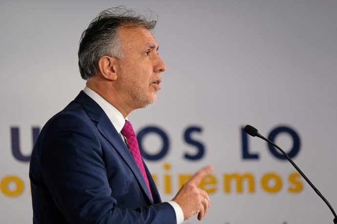 El presidente de Canarias, Ángel Víctor Torres