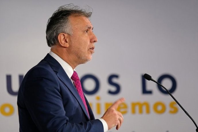 El presidente de Canarias, Ángel Víctor Torres