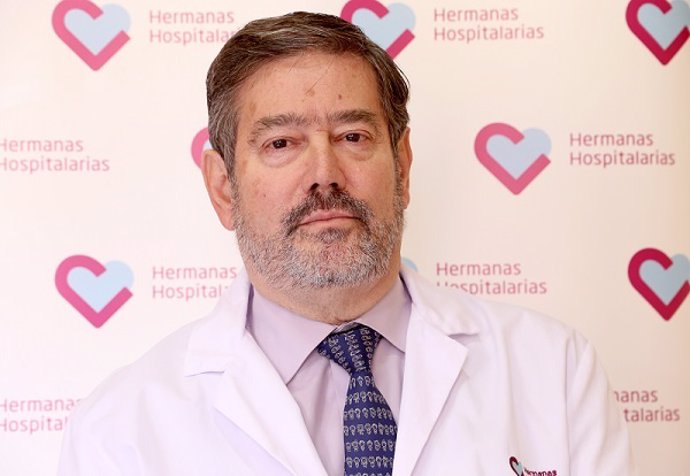 El director médico del Hospital Beata María Ana, Aurelio Capilla.