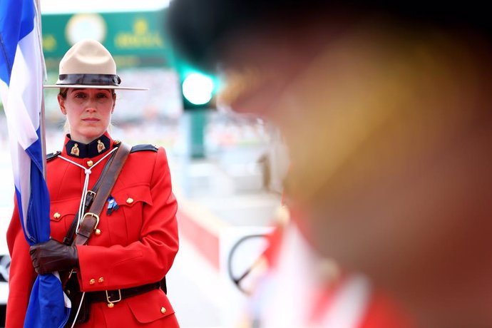 AMP2.- Canadá.- Al menos 16 muertos, incluida una policía, y un tirador abatido 