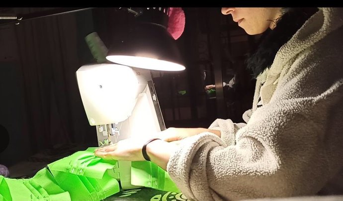 Confección de mascarillas