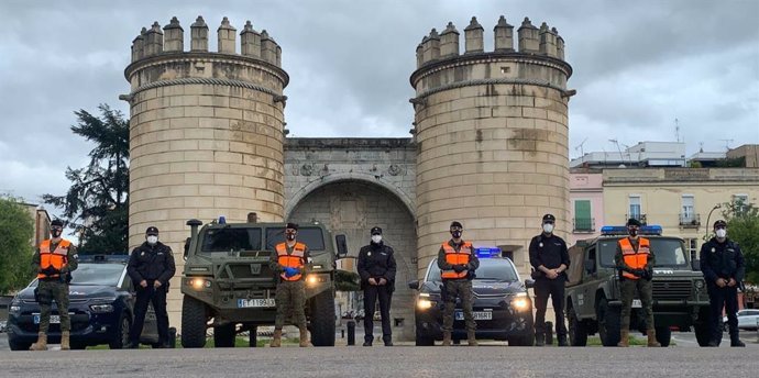 Militares en Puerta de Palmas de Badajoz