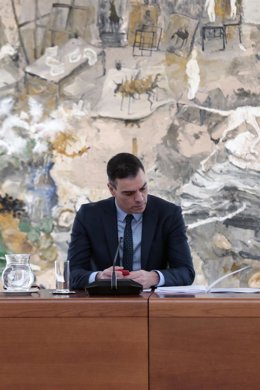 El presidente del Gobierno, Pedro Sánchez, preside la reunión del Comité Técnico de Gestión del COVID-19 en el día 37 del estado de alarma decretado por la crisis del coronavirus, en Madrid (España), a 20 de abril de 2020.