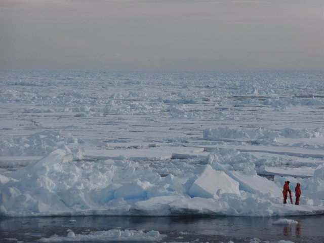 Investigando el hielo marino en el Ártico