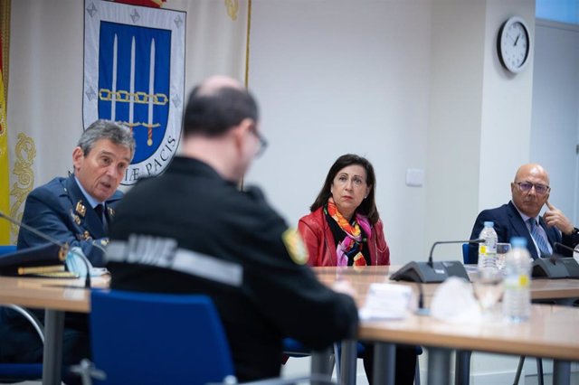 La ministra de Defensa, Margarita Robles, en una visita al Mando de Operaciones