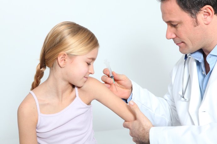 Meningitis en niños, la vacuna es imprescindible