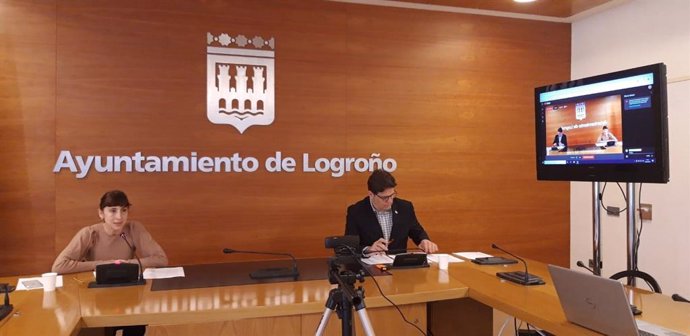 El portavoz municipal y la concejala de Cultura han abordado la evolución en Logroño de la crisis sanitaria por coronavirus, y han hablado de medidas en sus áreas.