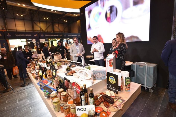 Los productos de la marca 'Sabores Almería'  en el Salón de Gourmets de Madrid