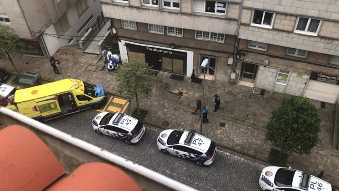 Un hombre resulta herido al caer en la calle en Concheiros durante el estado de alarma