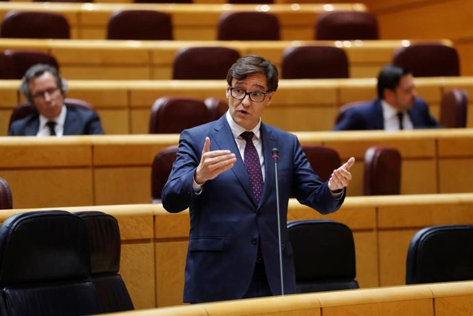 El ministro de Sanidad, Salvador Illa, durante su intervención en la primera sesión de control al Gobierno en el Senado