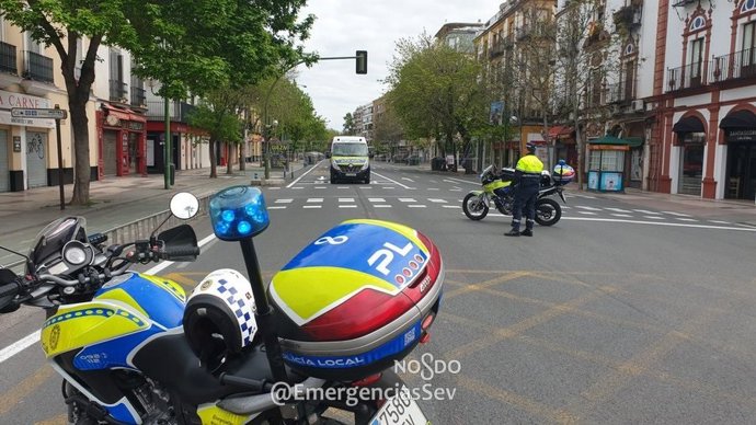 Imagen de archivo de un control de Policía Local de Sevilla