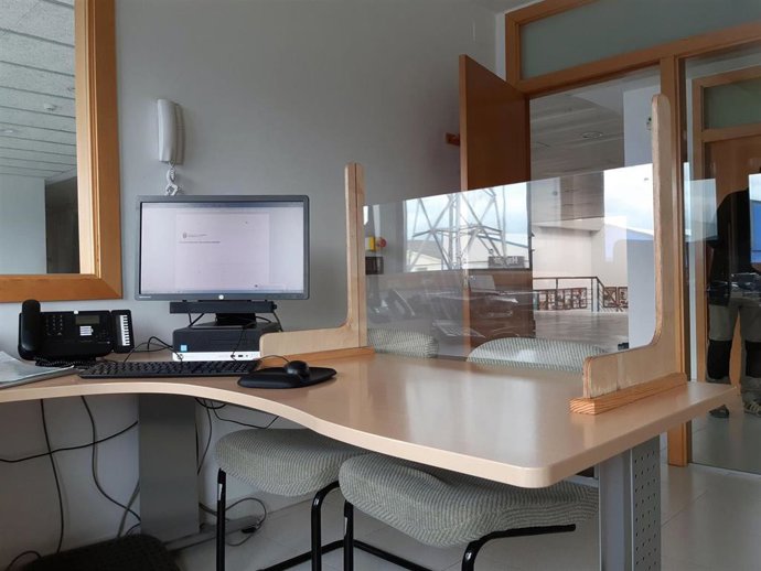 Mamparas de protección para servicios municipales de Pamplona