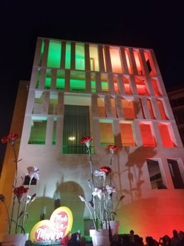 Murcia se tiñe este miércoles de naranja y verde por el Día Nacional de la Fibrosis Quística