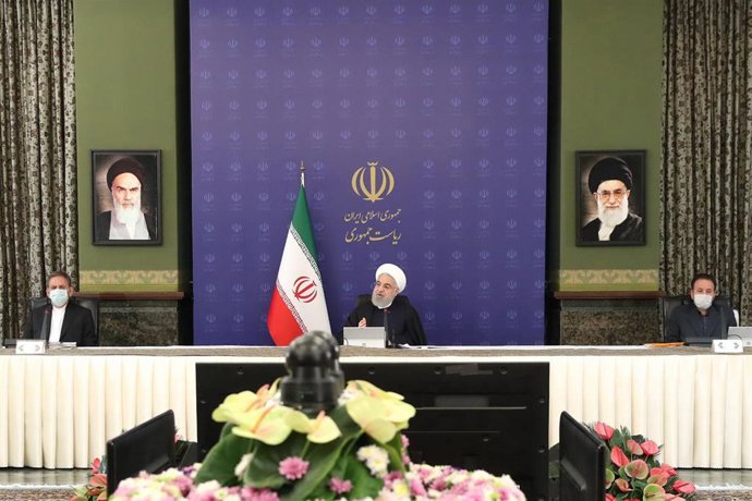 Hasán Rohani preside una reunión del Gobierno de Irán