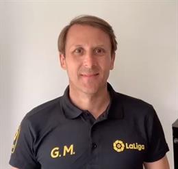 El Embajador de LaLiga Gaizka Mendieta se une a la campaña de Renfe #HayLuzAlFinalDelTúnel