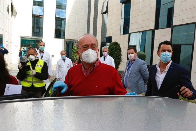 El alcalde de Málaga, Francisco de la Torre, ha sido dado de alta después de ser  operado de un hematoma subdural crónico. Málaga a 14 de abril del 2020