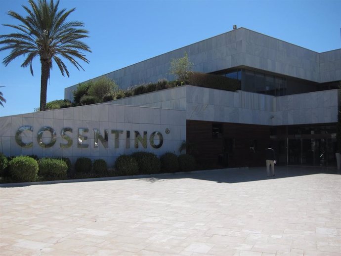 Sede de Cosentino en Cantoria (Almería)