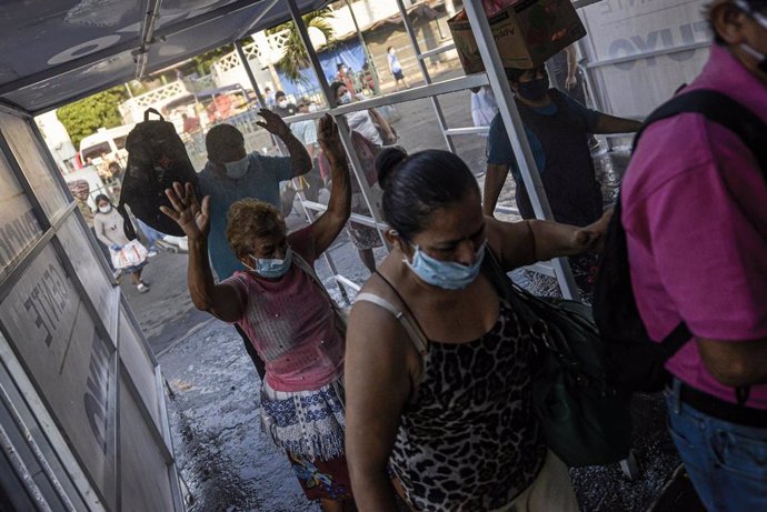 Medidas de control sanitario en San Salvador (El Salvador) por el coronavirus