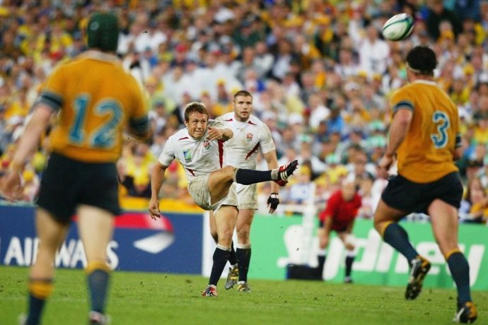 Jonny Wilkinson ejecuta el drop que dio la victoria a Inglaterra en el Mundial de Rugby de 2003