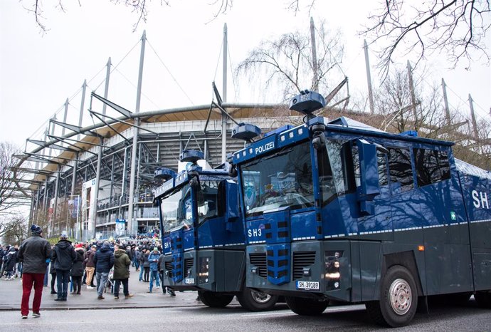 Fútbol.- La policía alemana se opone a la reanudación de la Bundesliga