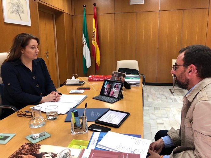 Reunión mantenida por la consejera Carmen Crespo con la Federación Andaluza de Caza