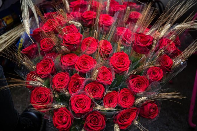 Rosas en el día de Sant Jordi en Barcelona