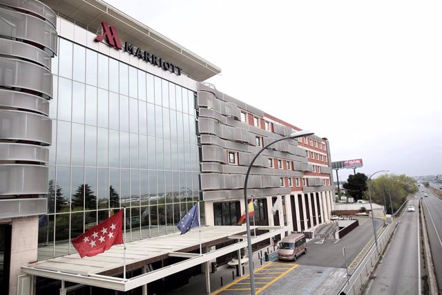 Fachada del Hotel Marriott Auditorium, en el kilómetro 12 de la A-2, uno de los hoteles medicalizados en Madrid.