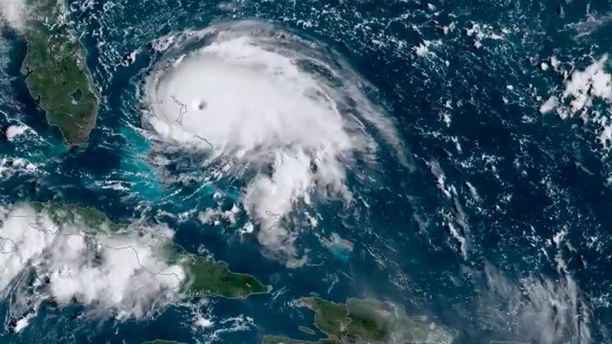 El calentamiento de origen humano favorece huracanes a 'cámara lenta'